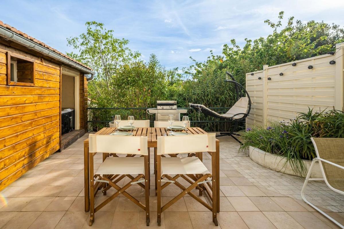 Апартаменты La Citadelle ~ Jacuzzi ~ Terrasse Каркассон Экстерьер фото